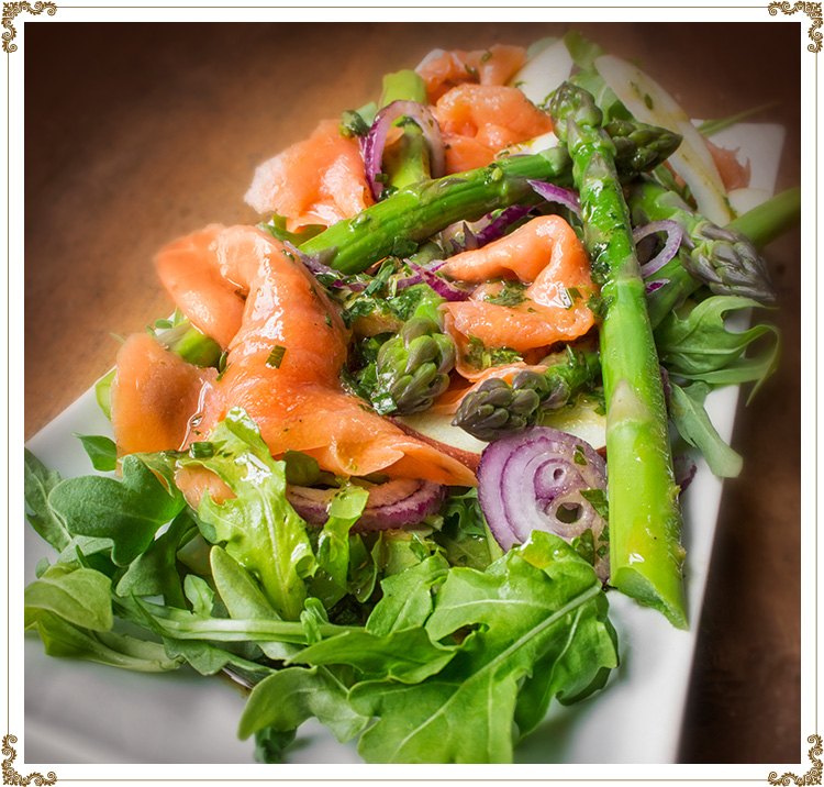 Recipe Smoked Salmon, Apple and Asparagus salad, Tarragon Vinaigrette